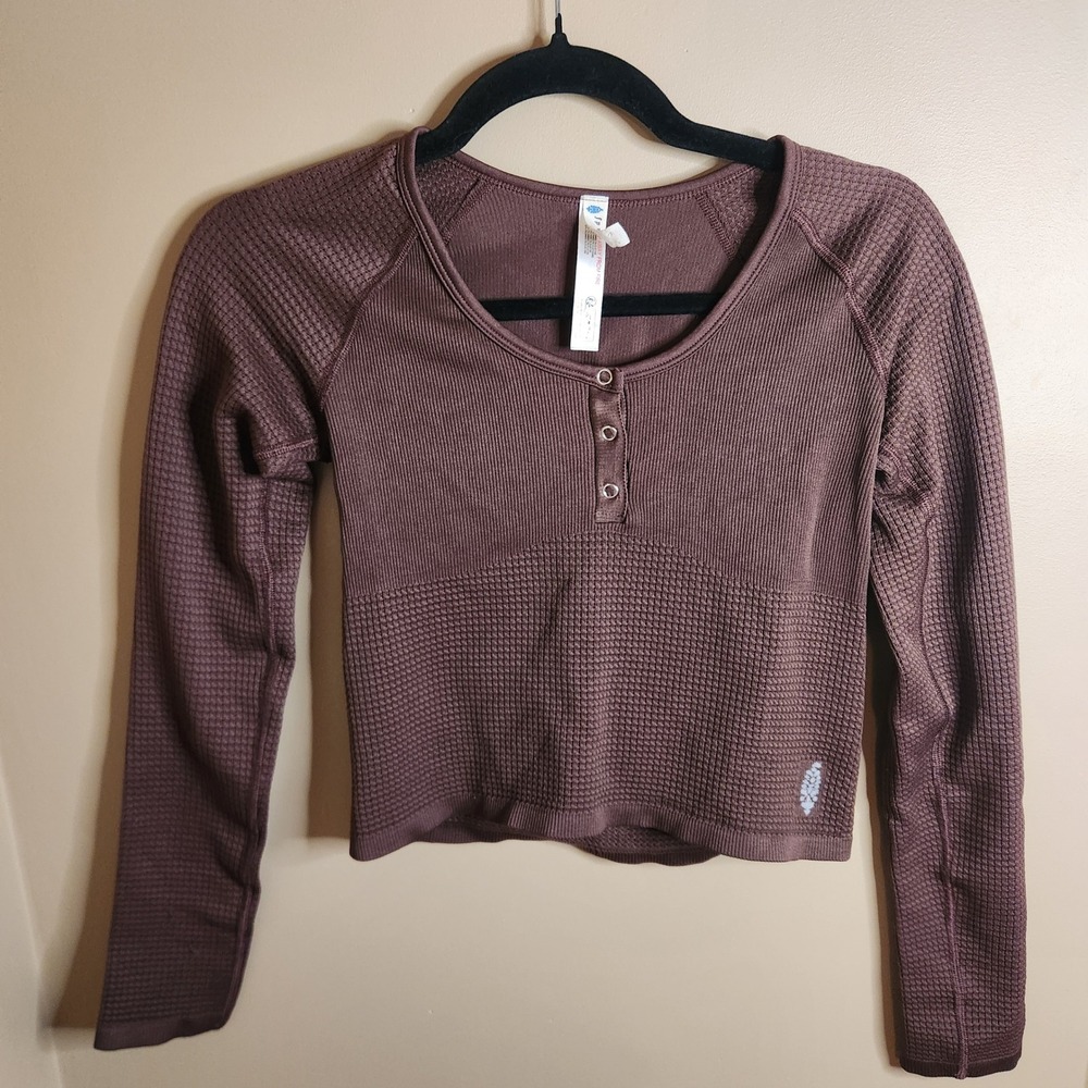 FP Movement Ball Out Long Sleeve Henley Crop Top Brown M/L OB1423403